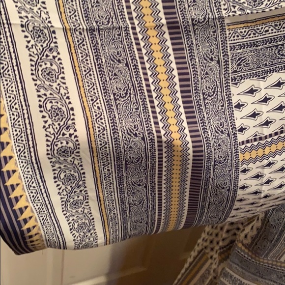 HP Blue and white mixed print Kim… - Picture 7 of 7